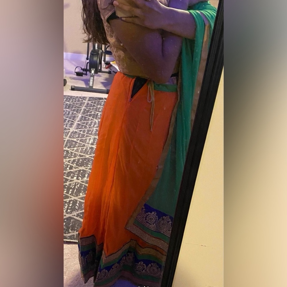 Simple Lengha/chaniya choli - Picture 2 of 3